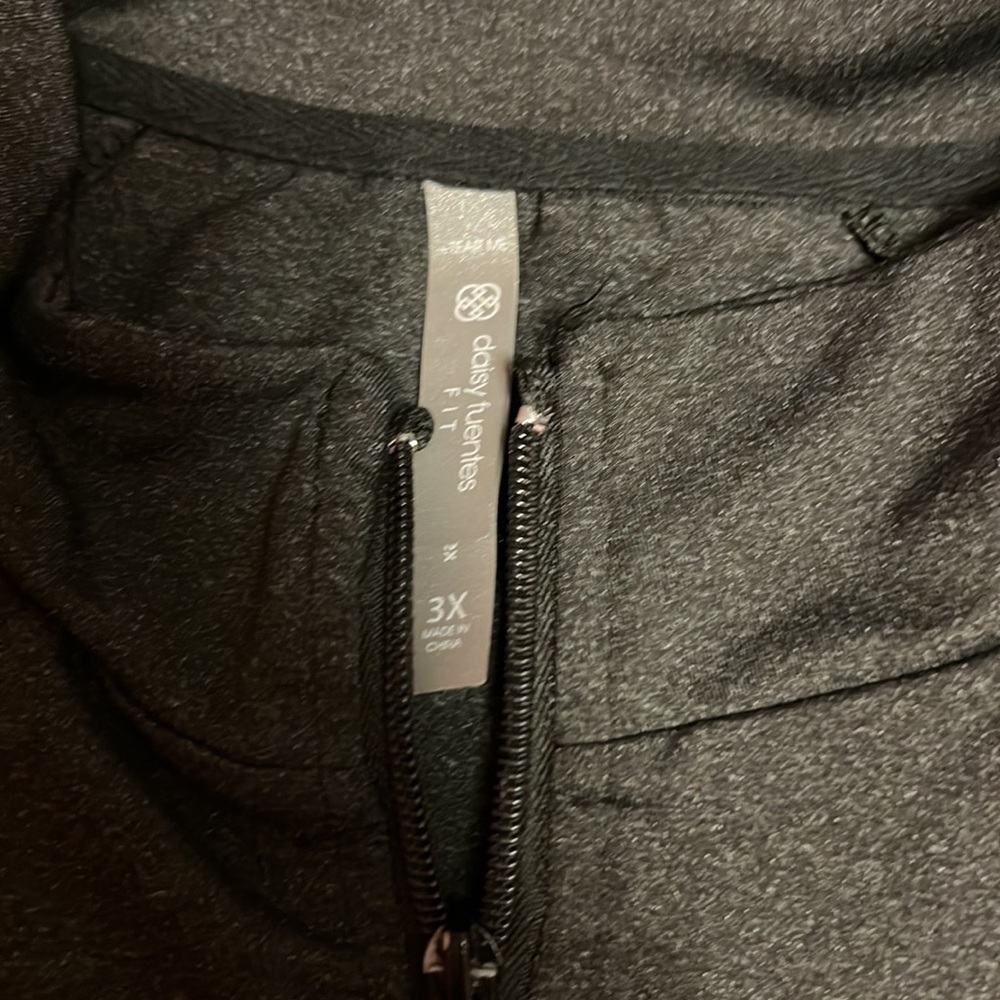 Daisy Fuentes Fit Charcoal Grey Jacket - Picture 3 of 3